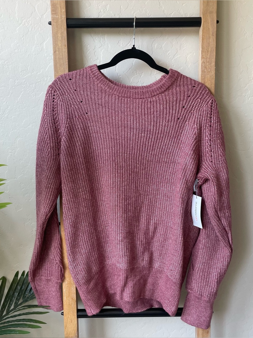 NWT Liz Claiborne Dusty Rose Crewneck Sweater